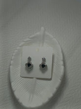 Crystal Clover With Rube Pearl Earrings