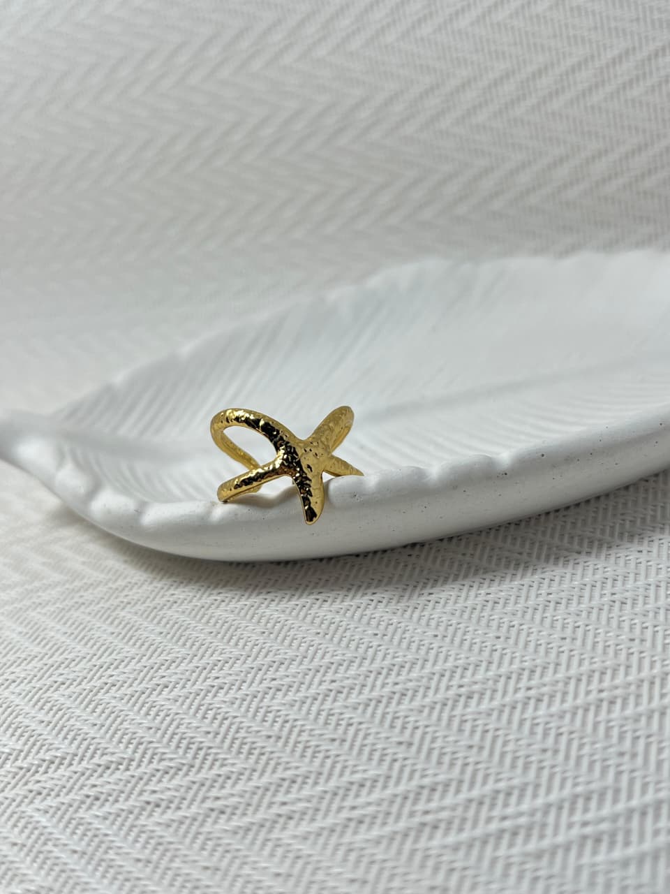 Gold Polished Starfish  Ring