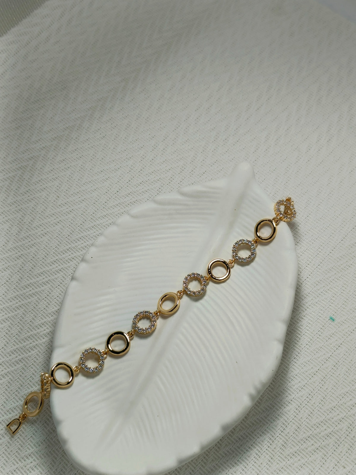 Circle Zirconia Bracelet